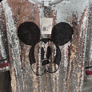 Forever 21 Silver Disney Mickey Mouse Sequin Graphic Jersey